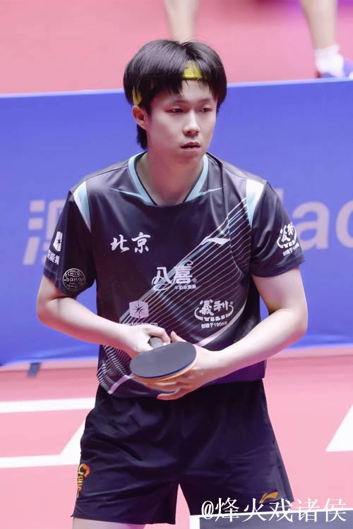 王楚钦4-3险胜黄镇廷 晋级全运会乒乓球男单八强 王楚钦4-3险胜黄镇廷 晋级全运会乒乓球男单八强